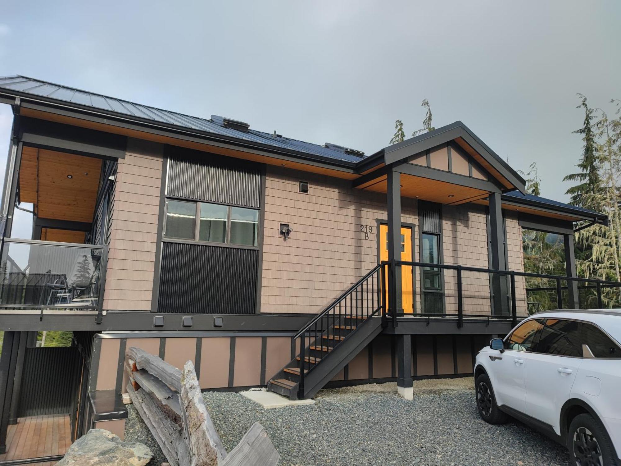 Wild Coast Wilderness Resort Port Renfrew Exterior photo